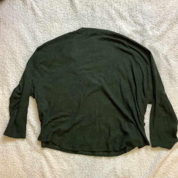 NWT Thermal Top oversized lightweight - Picture 4 of 5